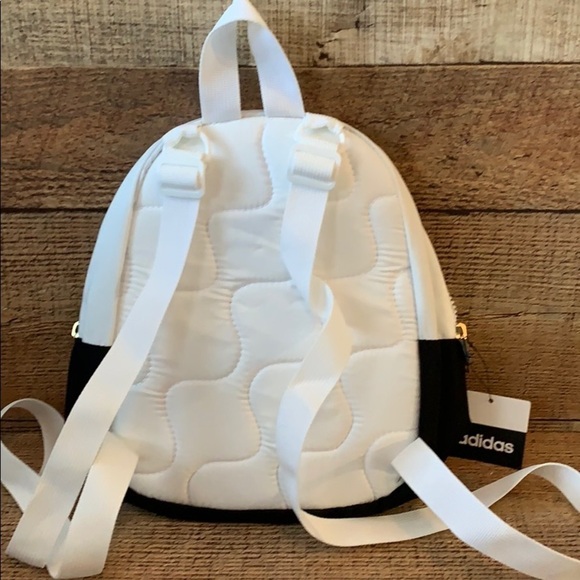 🆕 Adidas Black/White Backpack NWT final mark down - Picture 4 of 6